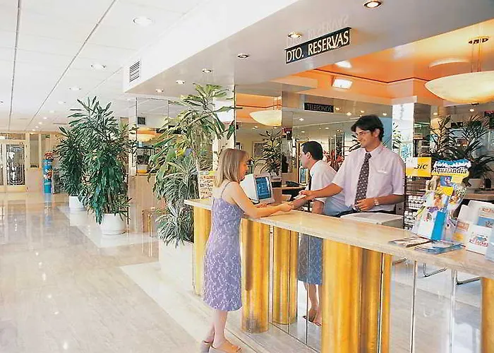 Servigroup Orange מלון 3*